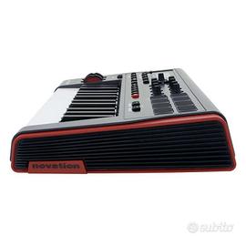 Novation IMPULSE 25 Controller MIDI