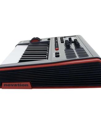 Novation IMPULSE 25 Controller MIDI