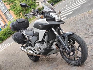  Honda Nc 700 X con DCT 