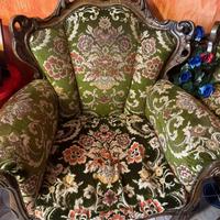 Set tavolo, sedie e poltroncine