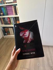 New Moon - Stephenie Meyer