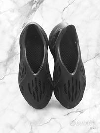Adidas yeezy foam runner onyx