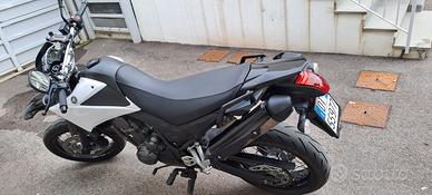 Yamaha motard XTZ 660