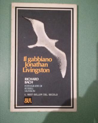 Il gabbiano Jonathan Livingston
Richard Bach
Fotog