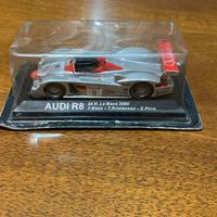 Modellino auto scala 1:43 in metallo die cast