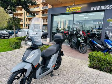 PEUGEOT Tweet 200 TUTTO INCLUSO ANCHE PASSAGGIO!