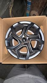 cerchio 18 originale ford fiesta st mk8.5