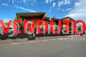 Villa bifamiliare Corbetta [1601VRG]