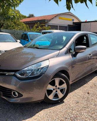 RENAULT - Clio - 1.2 75 CV 5p. Life