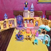 Disney Beauty and the Beast Glowing Mirror Castle 