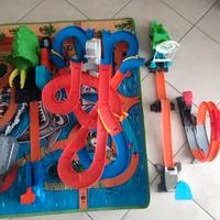 piste x macchinine hot wheels