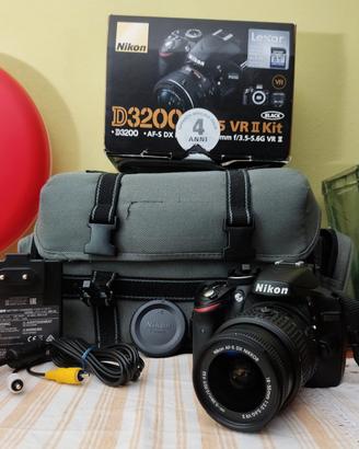 Macchina Fotografica D3200 Nikon AF-S 18-55 VR II