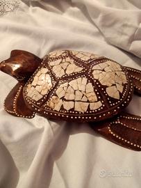 portagioie a forma di tartaruga in legno