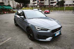 CUPRA LEON 1.5 Hybrid 150 CV DSG