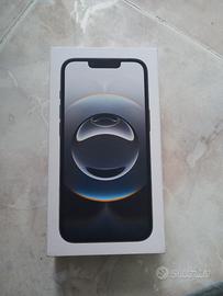 iPhone 16e