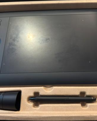Wacom intous Pro PTH tavoletta grafica