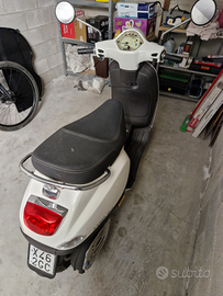 Vespa lx 50 primavera 4T (2009)