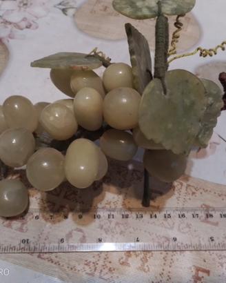 Oggetto in giada da collezione