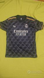 MAGLIETTE CALCIO REAL MADRID