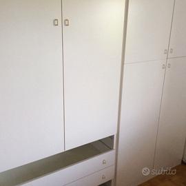 Armadio capiente bianco