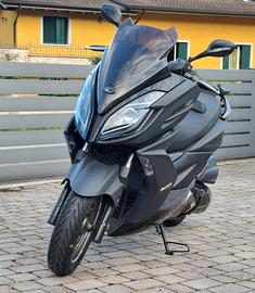 kymco k-xct 300i