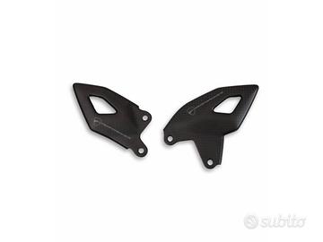 PARATACCHI IN CARBONIO PER PANIGALE V4 2025