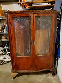 vetrinetta antica da ristrutturare