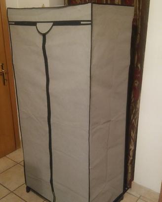 Armadio porta vestiti in tessuto non tessuto