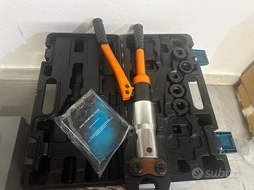 Pinza pressa idraulica tubi
