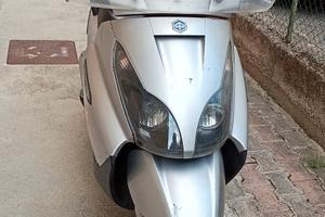 Piaggio X7 125
