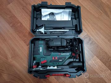 Seghetto a pendolo Parkside con batteria 12V 