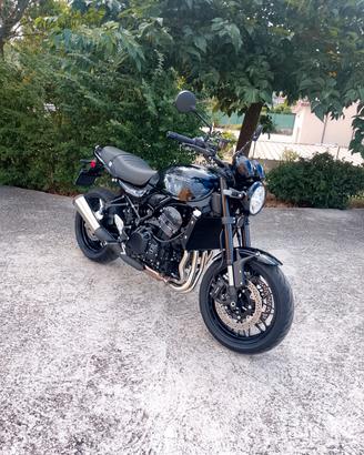 Kawasaki Z 900 RS black ball edition 
