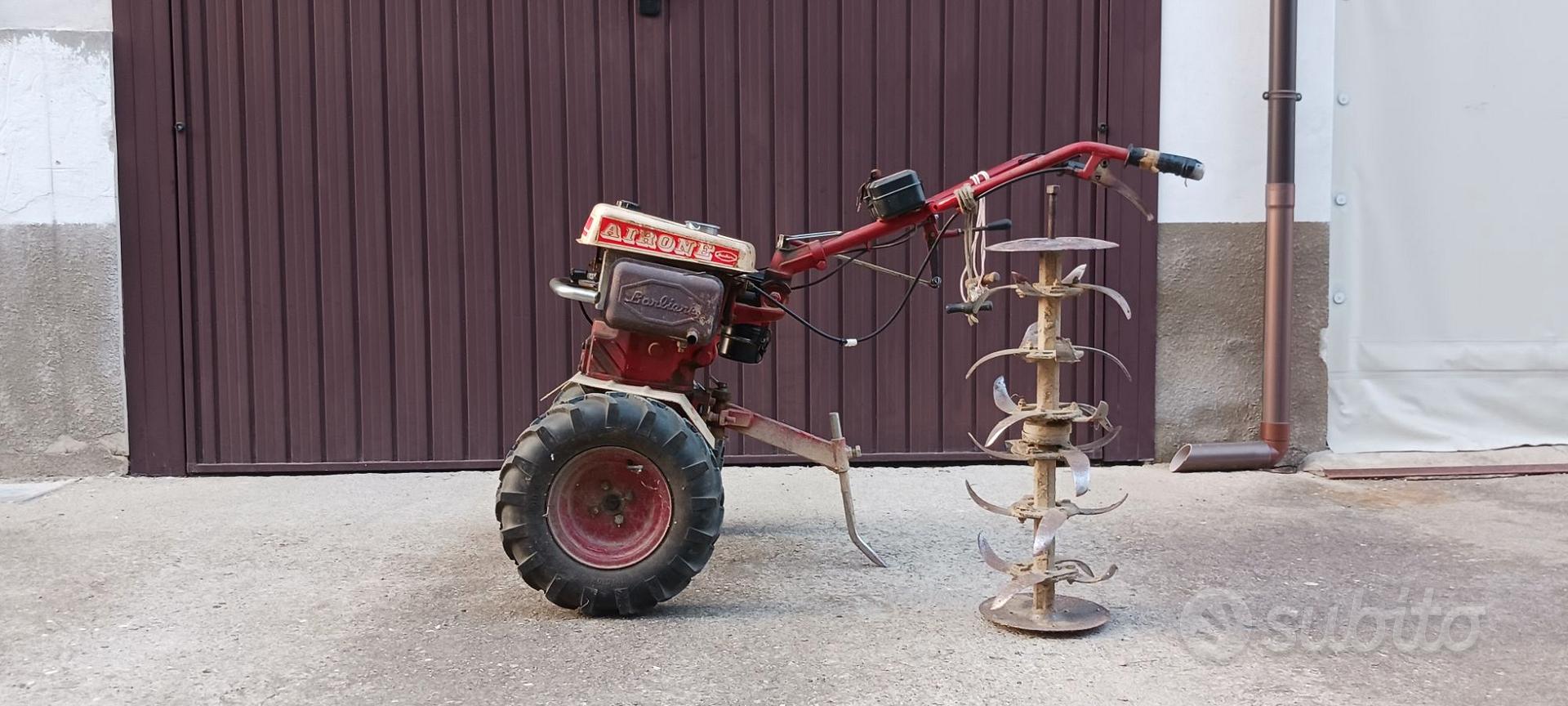 2 In 1 Motozappa E Aeratore Per Prato – Rastrello Con Manico In Legno 130 Cm – Denti In Acciaio Zincato Per Rimuovere Muschio E Foglie - 2