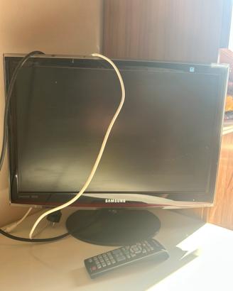 Monitor TV?22” Samsung T220HD