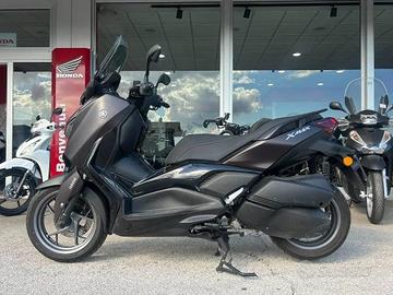 Yamaha X-Max 300 Tech Max