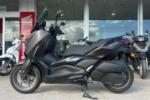 Yamaha X-Max 300 Tech Max