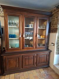 Vetrina in legno, marca Pregno.