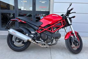 Ducati Monster 695