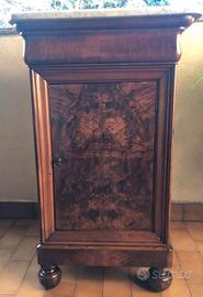 Comodino in noce Stile Luigi Filippo metà 800