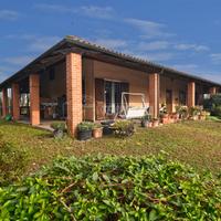 VILLA INDIPENDENTE CON AMPIO GIARDINO