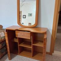 Mobile ingresso con specchio