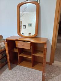 Mobile ingresso con specchio