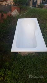 vasca in vetroresina 