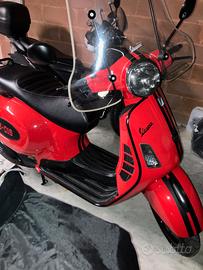Vespa GTS 250 i.e. (2006)