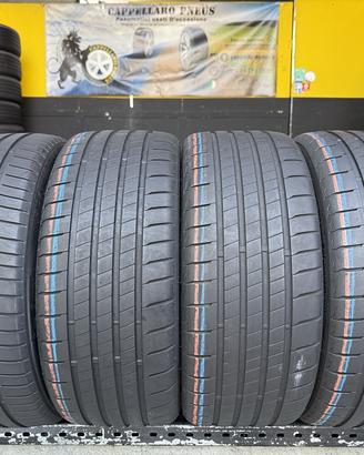 4 Gomme Bridgestone 225/40R18 92Y XL 85% Residui