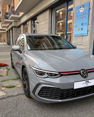 Volkswagen Golf GTI 2.0 TSI DSG PERFORMANCE