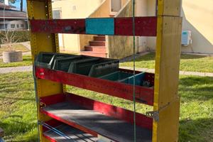 Scaffale per furgone