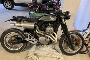 Honda scrambler 650 da sistemare