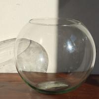 Vaso tondo di vetro