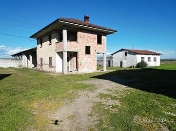 CASA INDIPENDENTE A CENTALLO